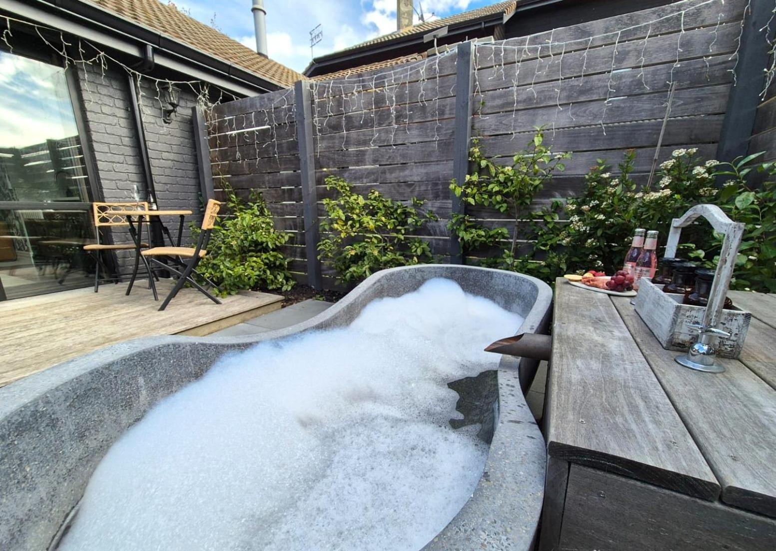 Stagford Retreat Apartment - Taupo Dış mekan fotoğraf